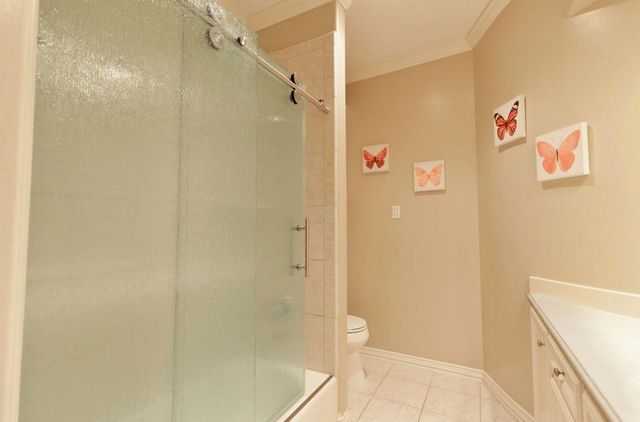 1614 Lake Wilderness Lane, Houston, TX 77345