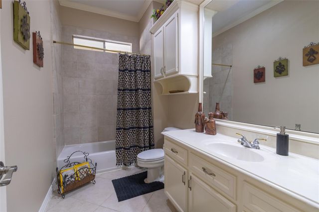 1614 Lake Wilderness Lane, Houston, TX 77345
