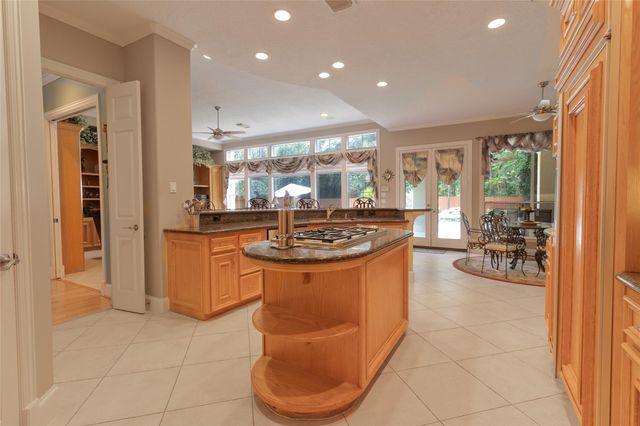 1614 Lake Wilderness Lane, Houston, TX 77345