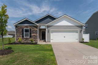 197 Wheatfield Road, Fletcher, NC 28732