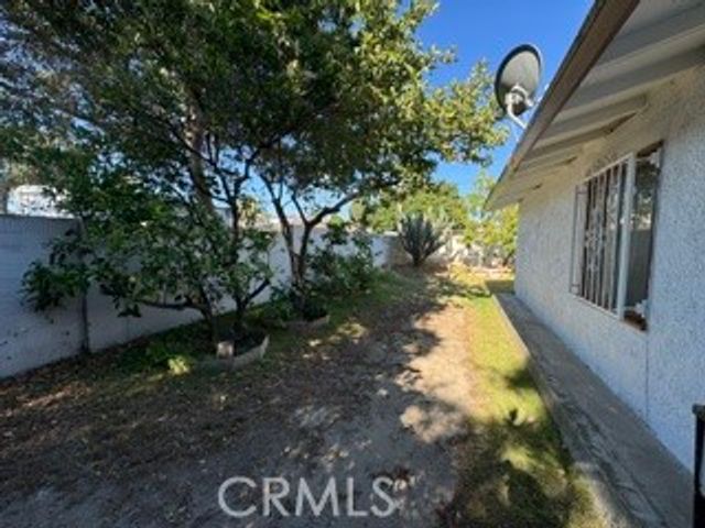 617 S Corwin Court, Santa Ana, CA 92704