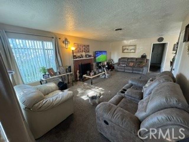 617 S Corwin Court, Santa Ana, CA 92704