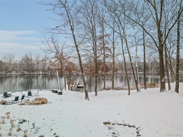 3120 Pond Road, Addison Township, MI 48367