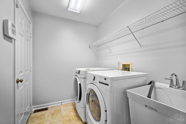 5850 Homecrest Lane, Deerfield Twp., OH 45040