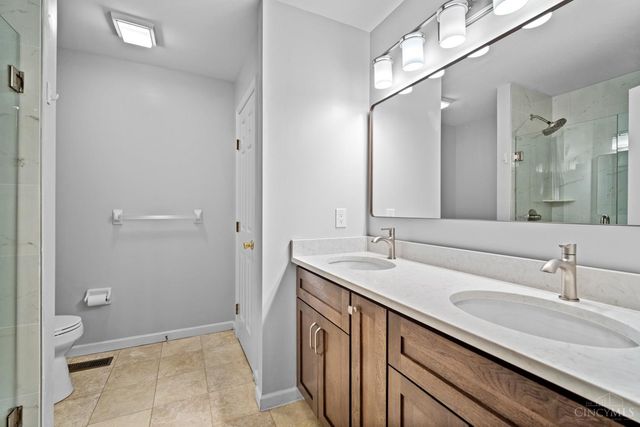 5850 Homecrest Lane, Deerfield Twp., OH 45040