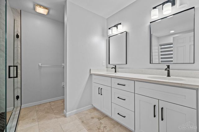 5850 Homecrest Lane, Deerfield Twp., OH 45040