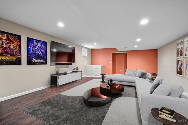 5850 Homecrest Lane, Deerfield Twp., OH 45040