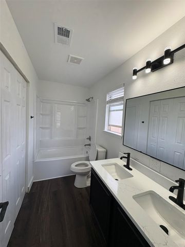 533 Bowie Street, Forney, TX 75126