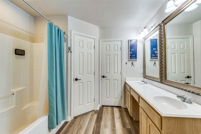 1312 Bradley Court, Cleburne, TX 76033