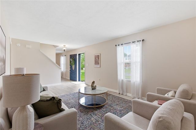 570 Bruton, Richland, PA 15044
