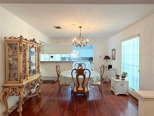 851 Oakridge Drive, Cleveland, TX 77328