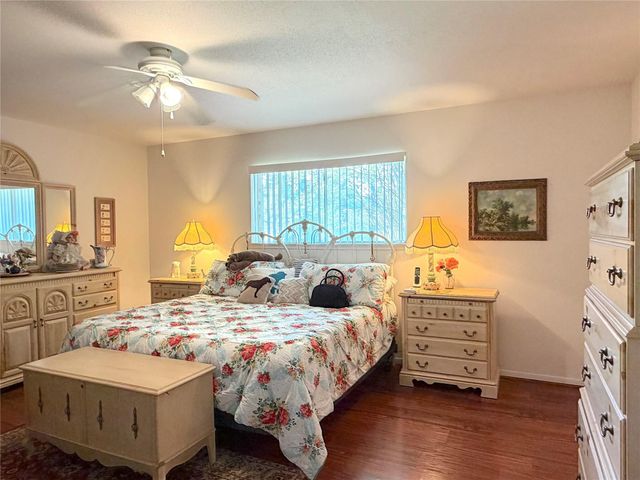 851 Oakridge Drive, Cleveland, TX 77328