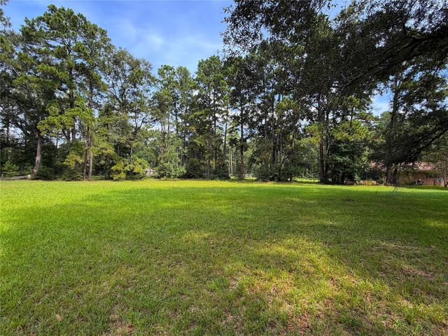 851 Oakridge Drive, Cleveland, TX 77328
