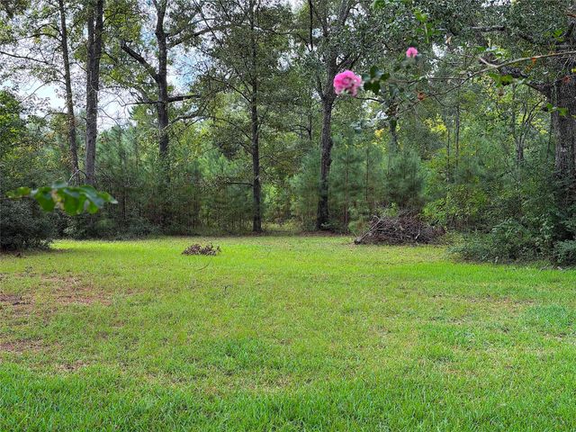 851 Oakridge Drive, Cleveland, TX 77328