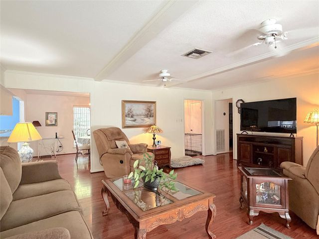 851 Oakridge Drive, Cleveland, TX 77328
