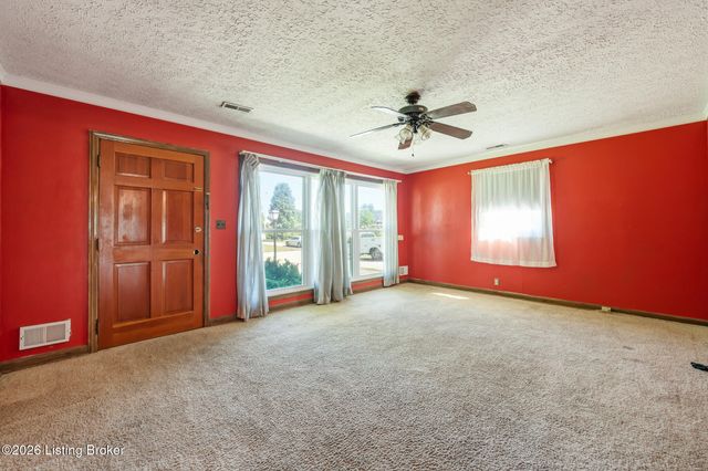 6310 Sheila Rd, Louisville, KY 40219