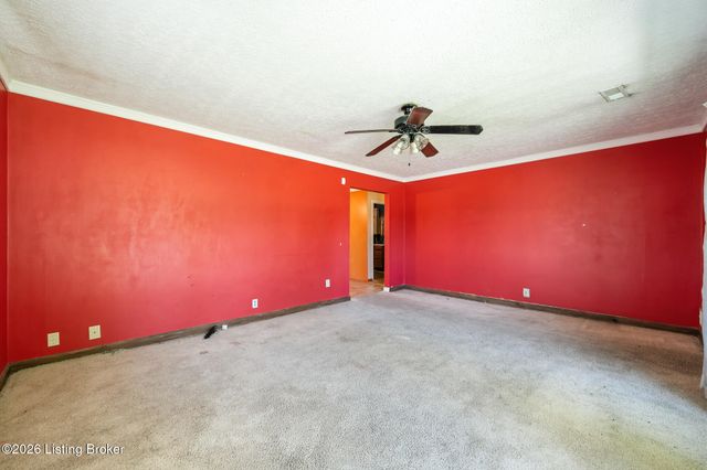 6310 Sheila Rd, Louisville, KY 40219