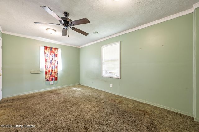 6310 Sheila Rd, Louisville, KY 40219
