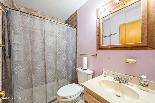 6310 Sheila Rd, Louisville, KY 40219