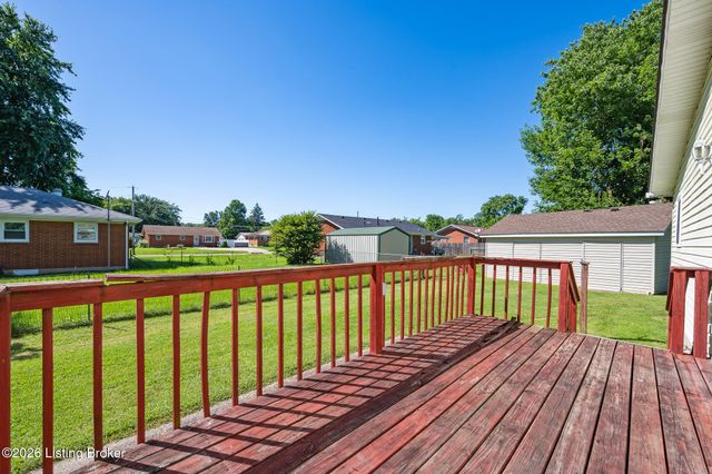 6310 Sheila Rd, Louisville, KY 40219