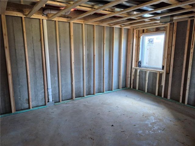 4429 Tee Box Drive, Basehor, KS 66007