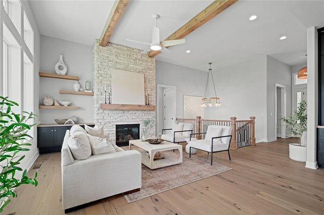 4429 Tee Box Drive, Basehor, KS 66007