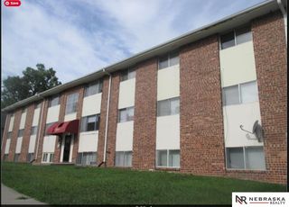 2206 S 8 Street, Omaha, NE 68108