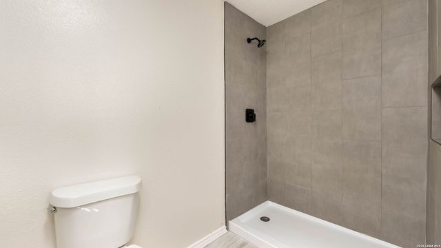 8255 Brisbane, Converse, TX 78109