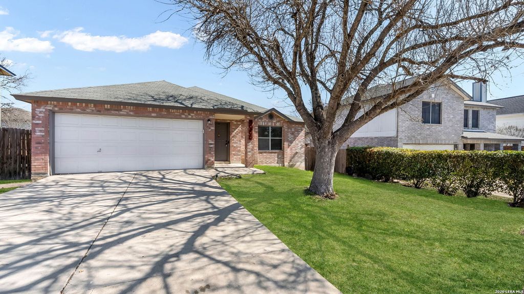 8255 Brisbane, Converse, TX 78109