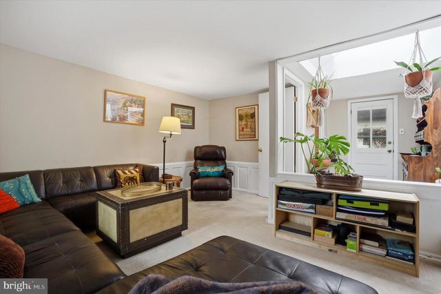 200 SABINE AVE, Narberth, PA 19072