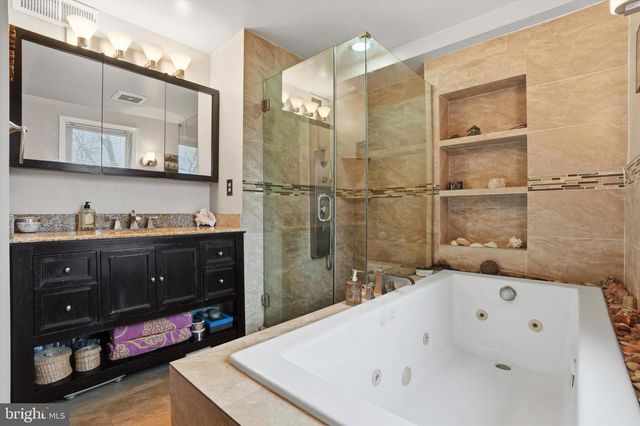 200 SABINE AVE, Narberth, PA 19072