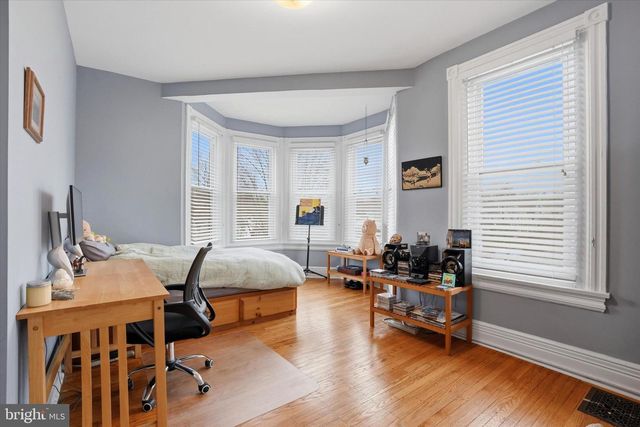 200 SABINE AVE, Narberth, PA 19072