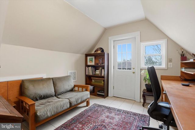 200 SABINE AVE, Narberth, PA 19072