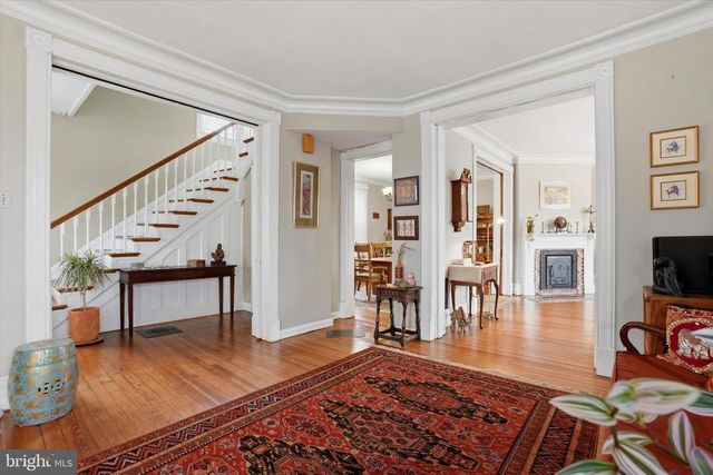 200 SABINE AVE, Narberth, PA 19072