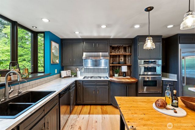 9116 Waverly Drive SW, Lakewood, WA 98499