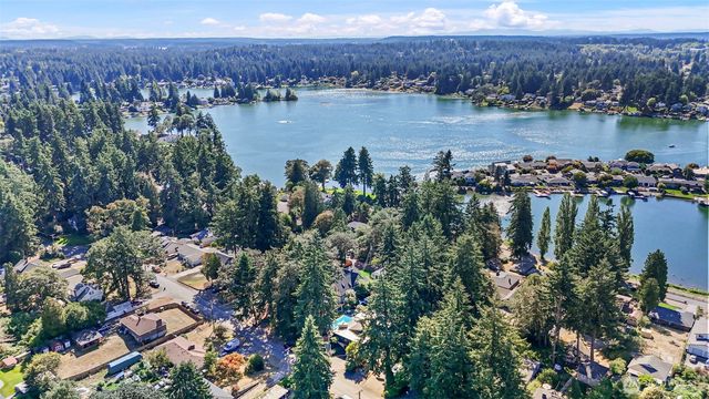 9116 Waverly Drive SW, Lakewood, WA 98499