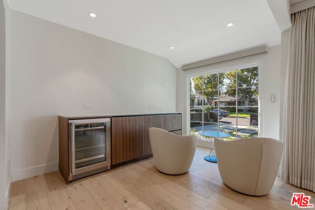 4518 Varna Avenue, Sherman Oaks, CA 91423