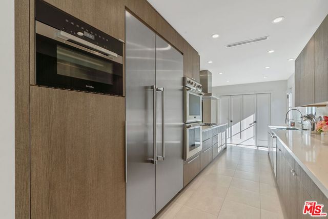 4518 Varna Avenue, Sherman Oaks, CA 91423