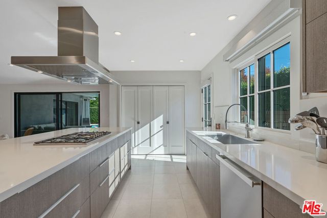 4518 Varna Avenue, Sherman Oaks, CA 91423