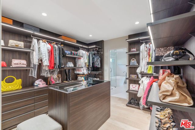 4518 Varna Avenue, Sherman Oaks, CA 91423