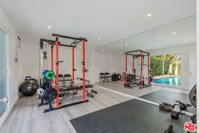 4518 Varna Avenue, Sherman Oaks, CA 91423