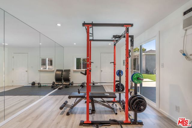 4518 Varna Avenue, Sherman Oaks, CA 91423