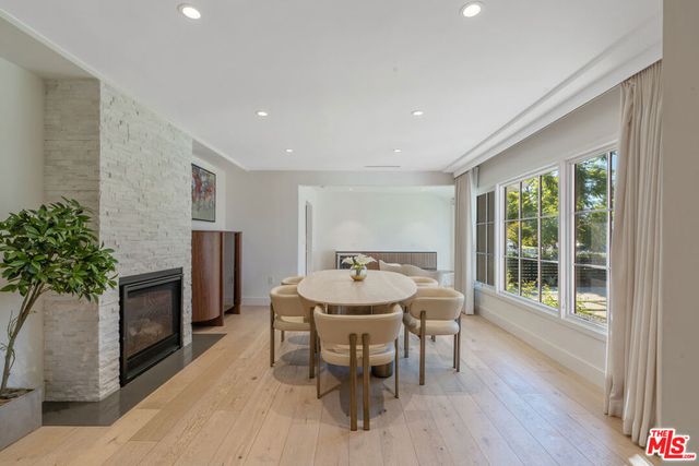 4518 Varna Avenue, Sherman Oaks, CA 91423