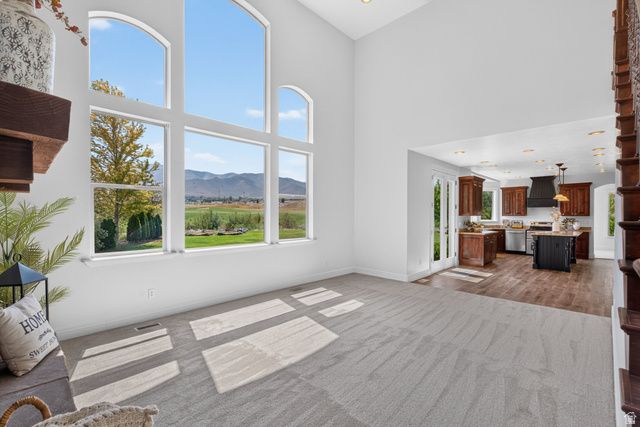 94 E SEVEN IRON CT, Saratoga Springs, UT 84045