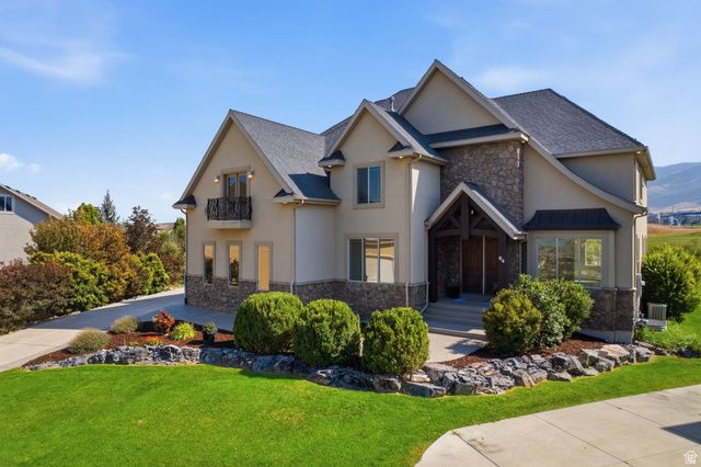 94 E SEVEN IRON CT, Saratoga Springs, UT 84045