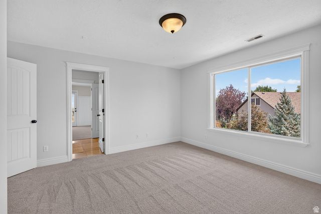 94 E SEVEN IRON CT, Saratoga Springs, UT 84045