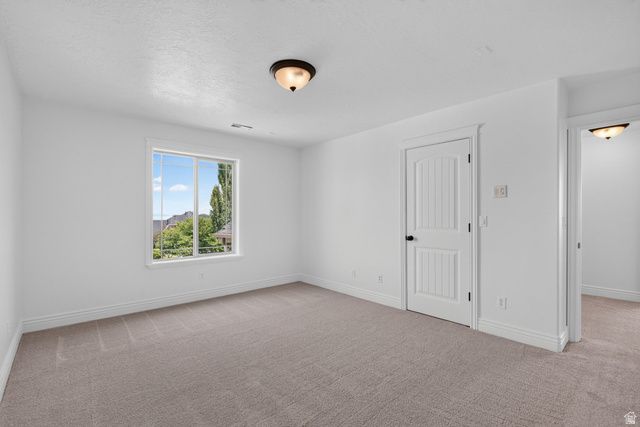 94 E SEVEN IRON CT, Saratoga Springs, UT 84045