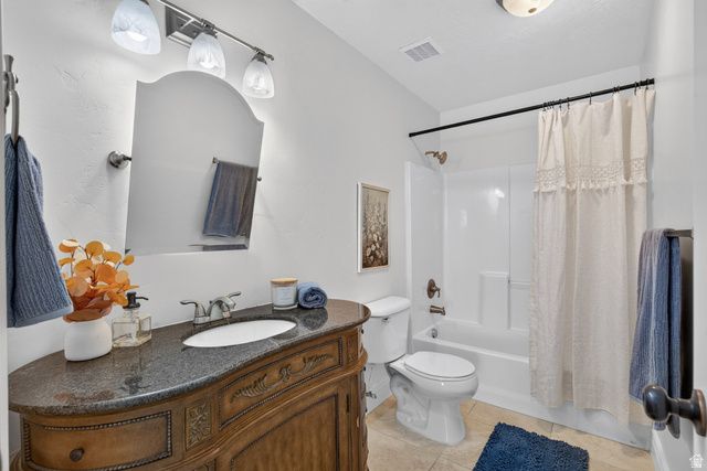 94 E SEVEN IRON CT, Saratoga Springs, UT 84045