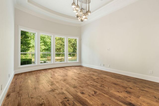 98 W Ambassador Bend, The Woodlands, TX 77382