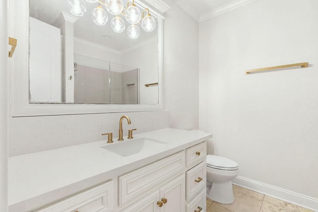 98 W Ambassador Bend, The Woodlands, TX 77382